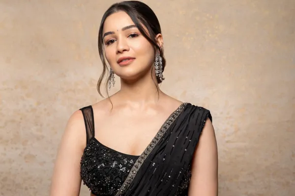 Sara Tendulkar’s age