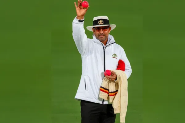 New ball Cricket Umpire Signal