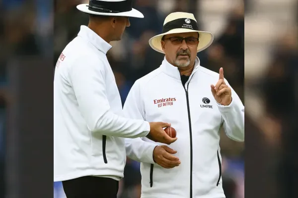 Soft signal Cricket Umpire Signal